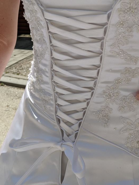 Булчинска рокля за 400 лева