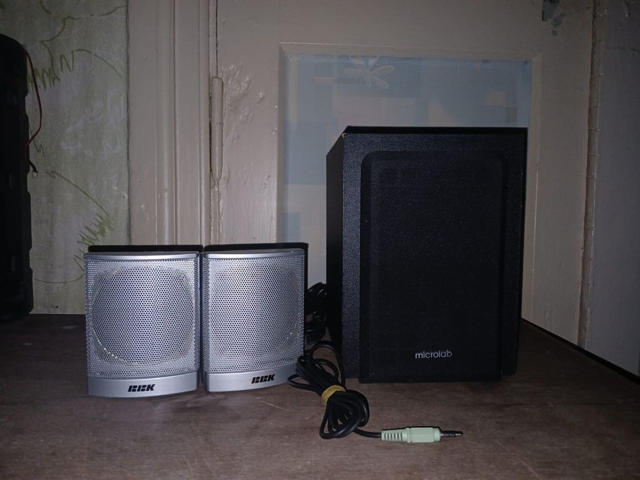 Колонка Microlab