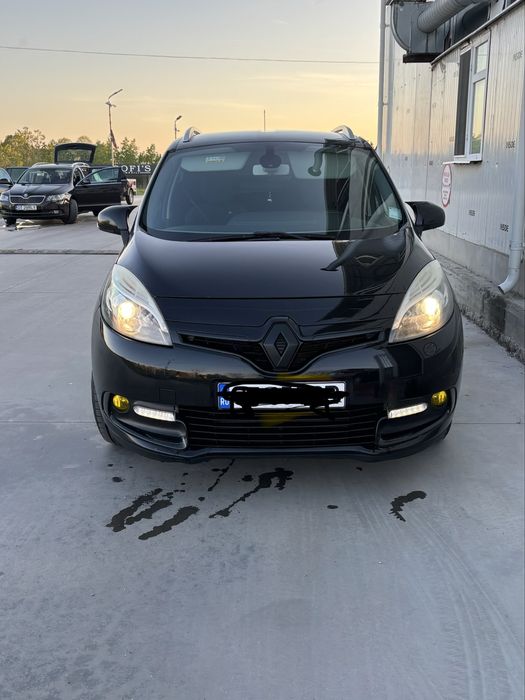 Vând Renault Grand Scenic3  1.5 110 cp 7 locuri an 2015