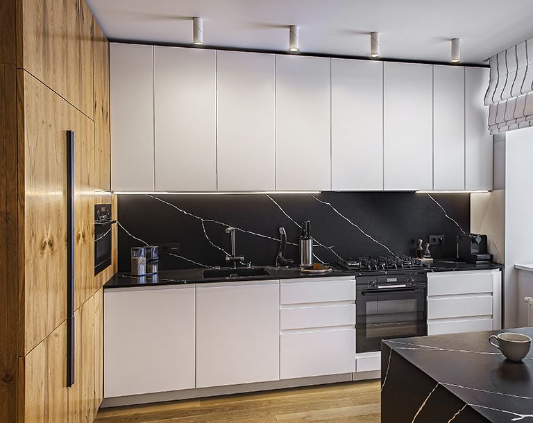 Hamyonbop va sifatli mebellar zakas asosida