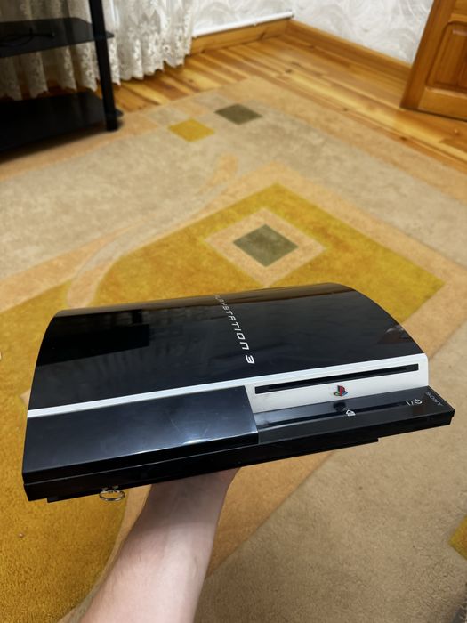 PS 3 была в одних руках