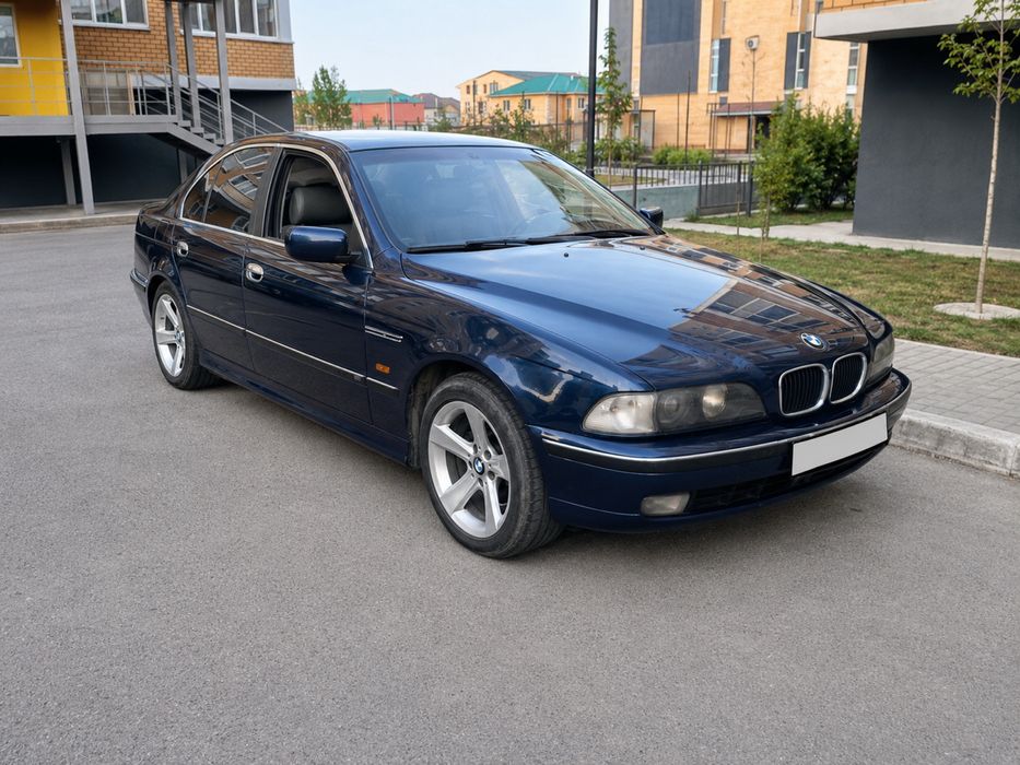 Продам BMW 528I