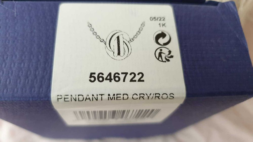 Pandantiv Swarovski nou, pandant, medalion cu lanț, auriu