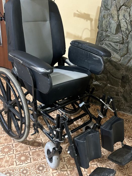 Инвалидная коляска