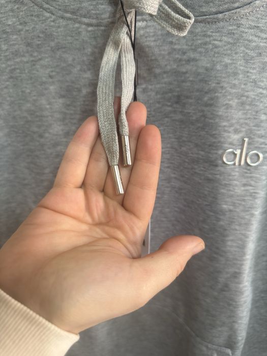 Продается спортивне костюмы alo yoga