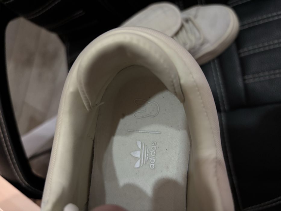 Кроссовки адидас 39р