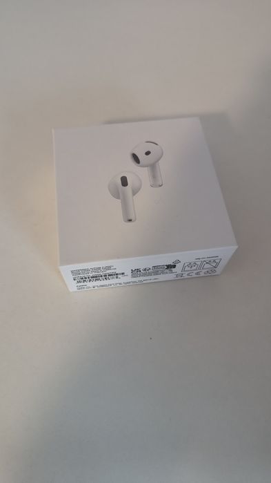 Vand Căști Apple AirPods 4 cu ANC, Sigilate
