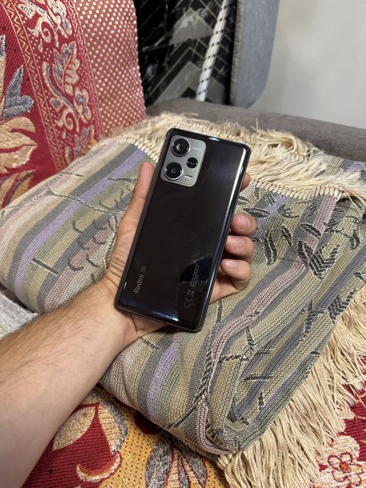 Продам телефон Redmi Note 12 Pro Plus 5G