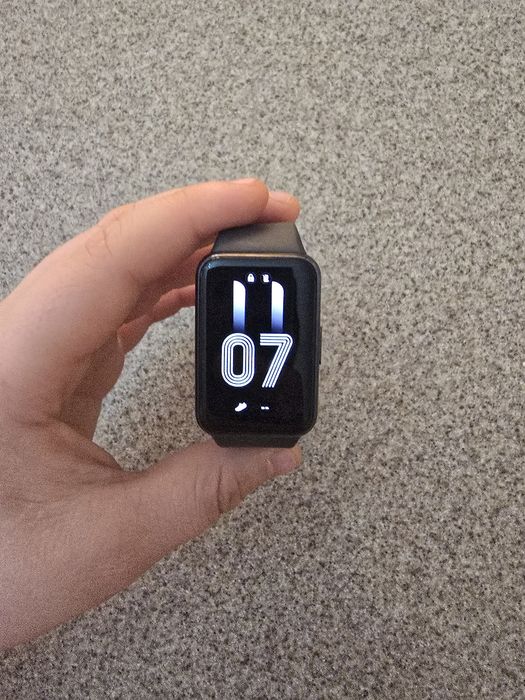 Продам часы самсунг фит 3