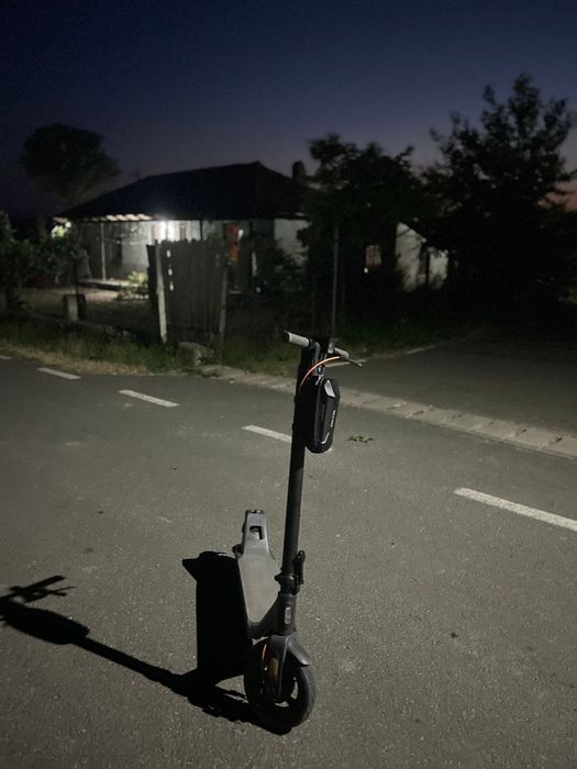 Trotineta Xiaomi 4 lite