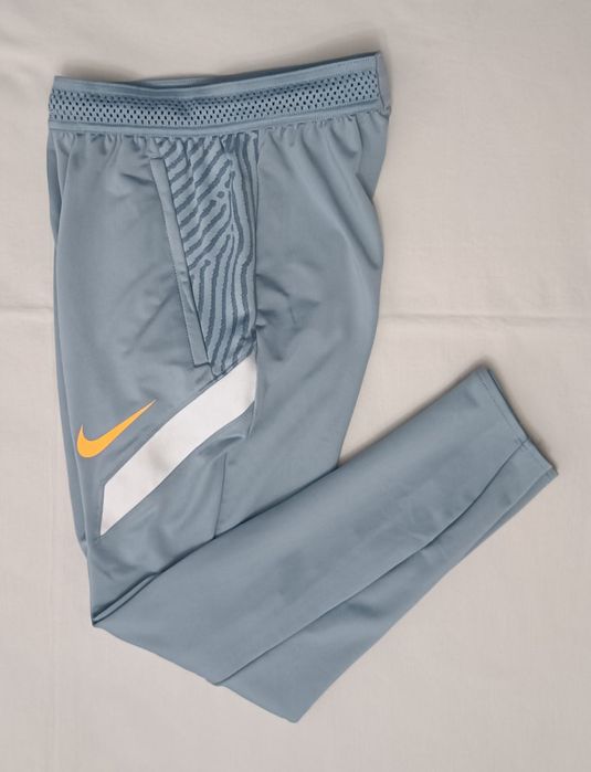 Nike DRI-FIT Strike Pants оригинално долнище ръст 137-147см Найк спорт долно долница