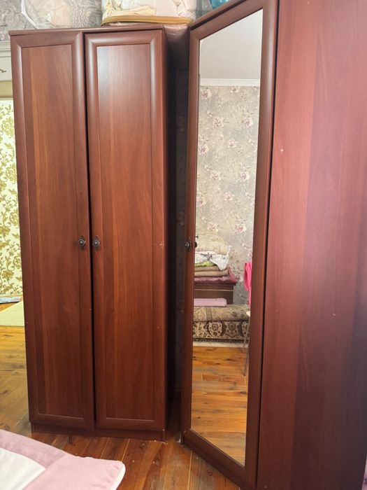 Продаётся шифонер угловой