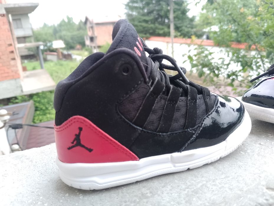 Jordan Max Aura, номер 25