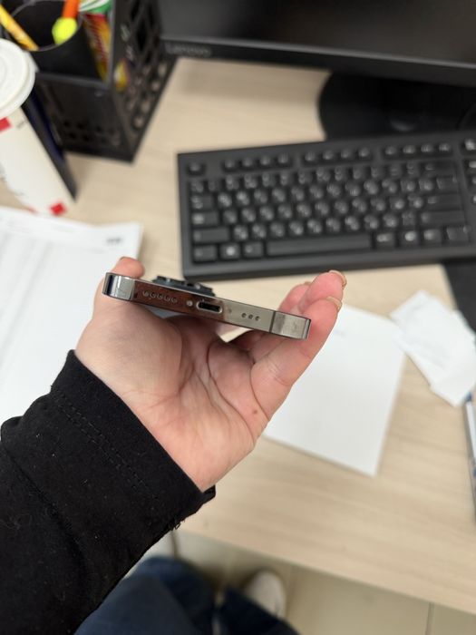 Продам Айфон 13про