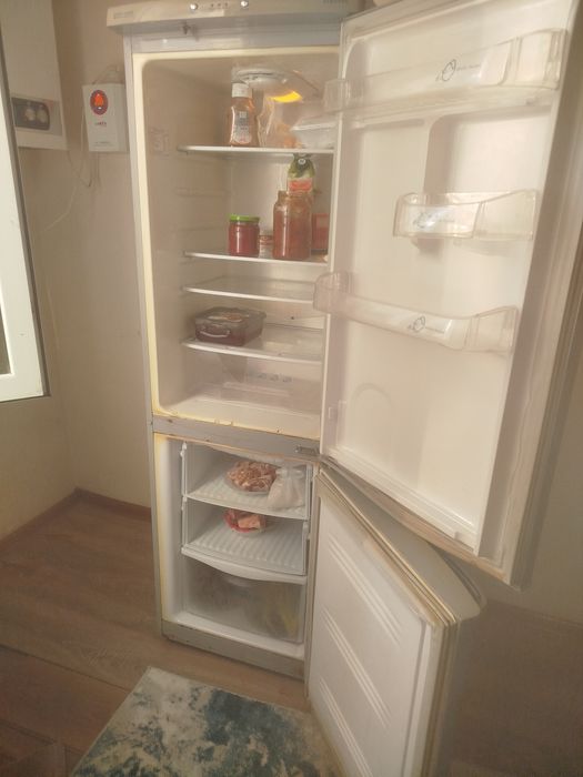 Холодильник самуснг