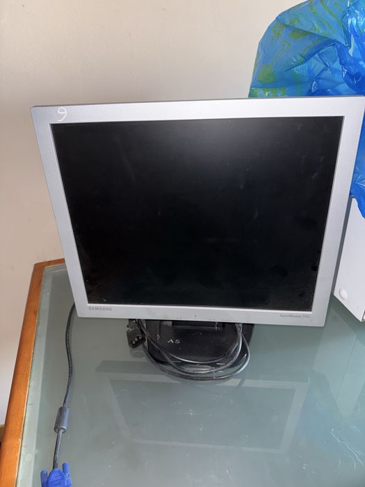 Samsung SyncMaster 710v