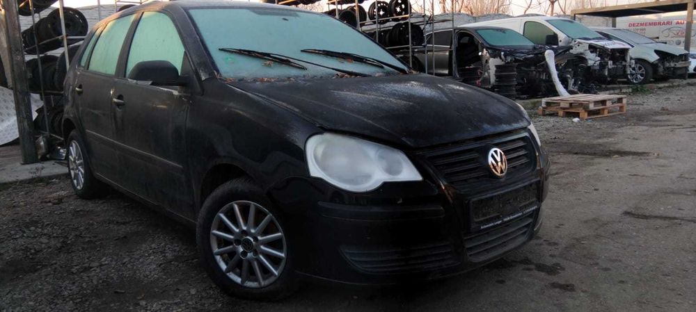 Dezmembrez  Volkswagen Polo  1.2 B an 2007 cod motor BMD
