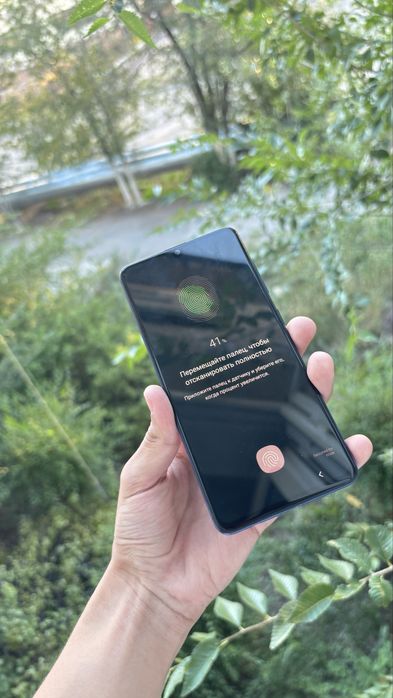 Samsung Galaxy A41 — 64 ГБ