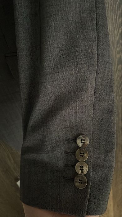 Costum de mire Cazacone, gri, elegant, purtat o singură dată