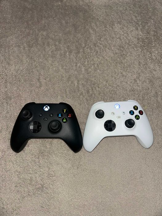 Xbox Series S 512GB + SSD карта 512GB + 2 джойстика Play&Charge