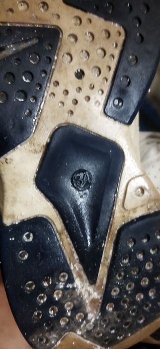 Детская  обувь .