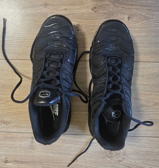 Оригинални маратонки Nike Air Max Plus 41 номер