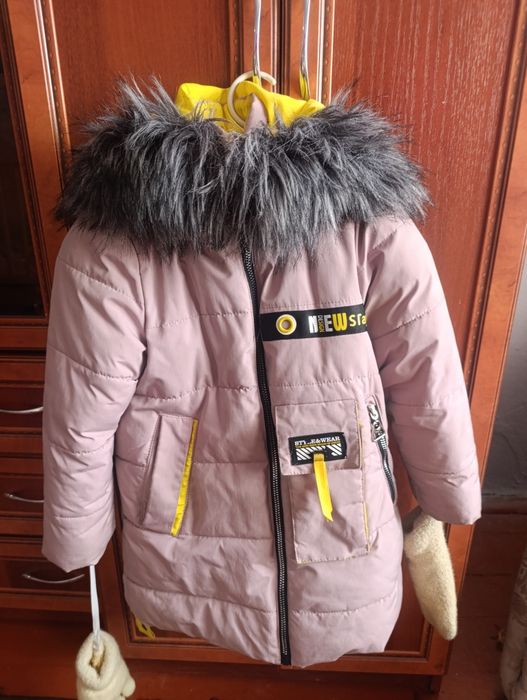 Продам куртку и комбенизон на девочку