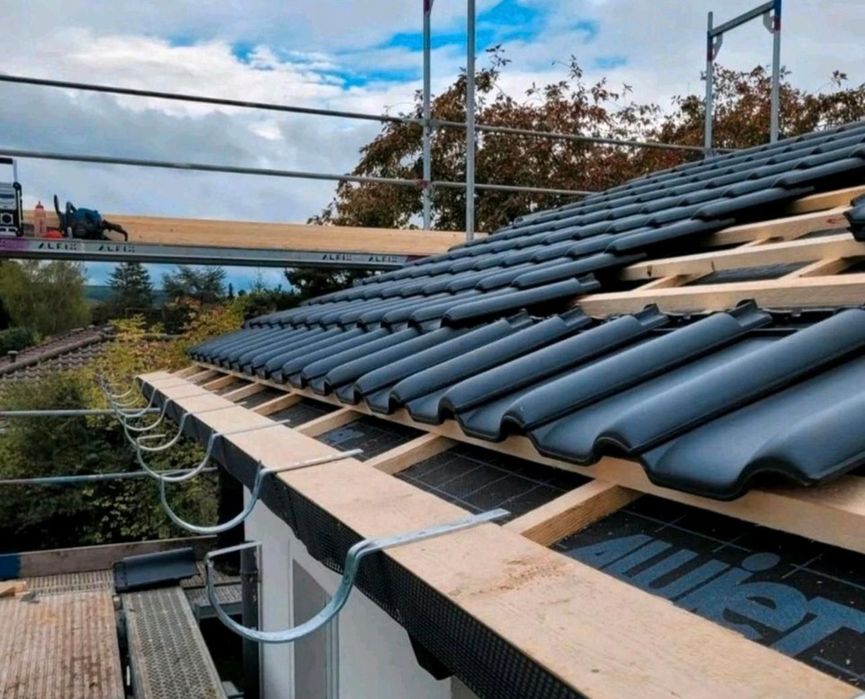 Firmă autorizată meseriași profesioniști în acoperișuri Dulgherie