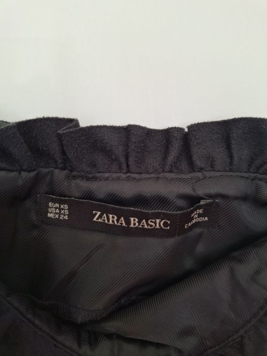 Много красива пола от изкуствена кожа Zara