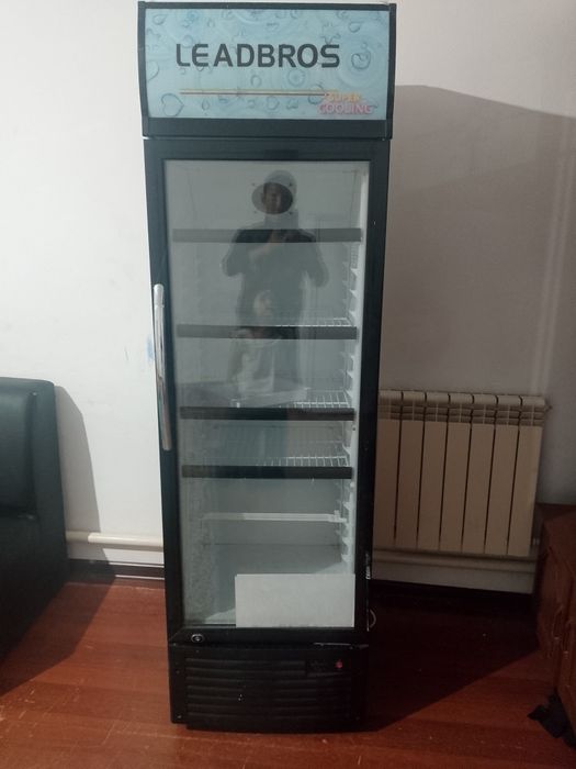 Холодильник LEADBROS