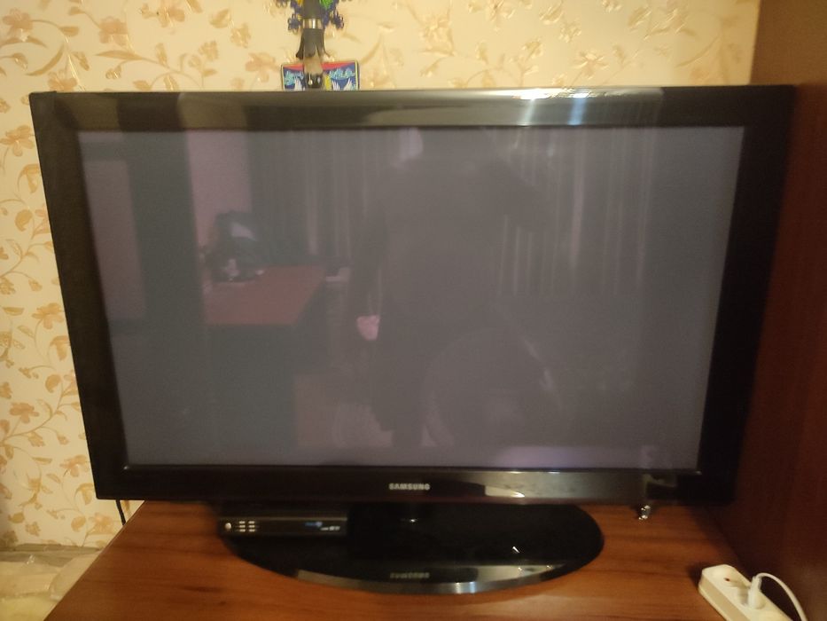 Телевизор Самсунг плазменый