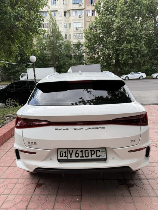 BYD E2 2024
