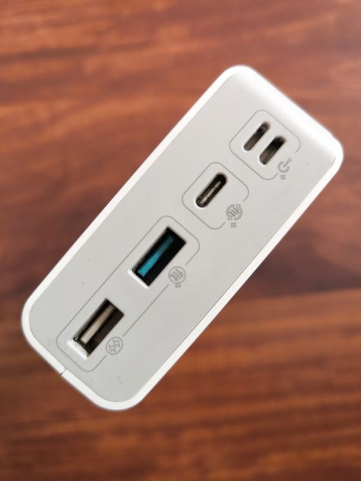 Power bank 30000 mAh .