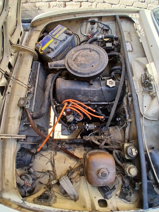 Srochna vaz 2106 sotladi holati yaxshi gaz benzin