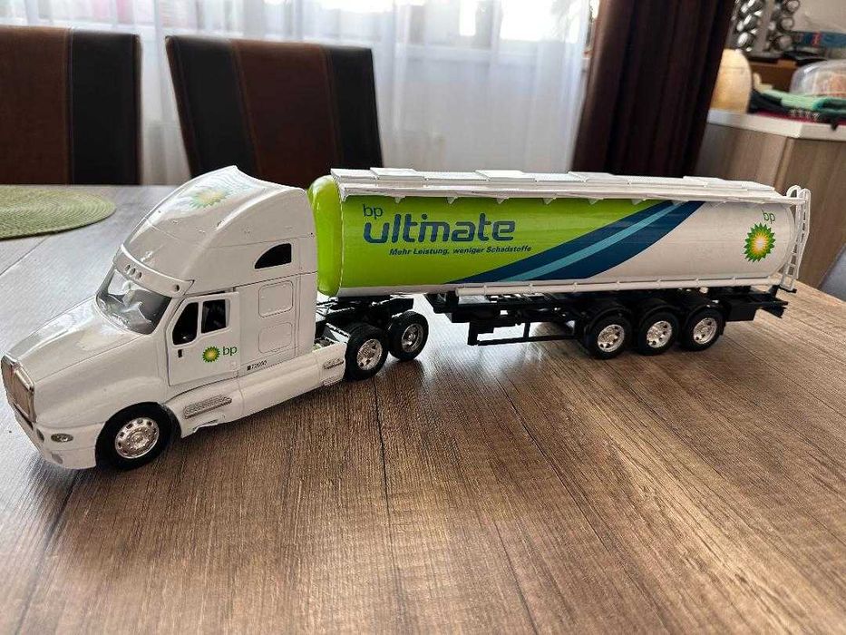 Machete T.I.R. cu lipsuri ( pentru piese sau reconditionare )