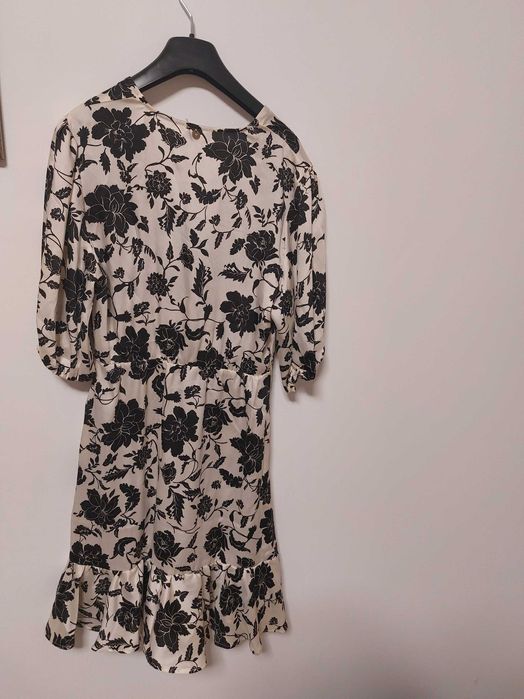 Чисто нова,рокля Liu jo 38-S