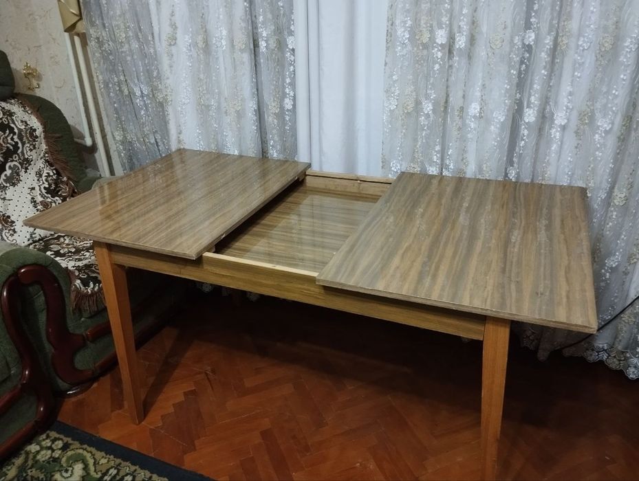 Стол на 8-10 человек