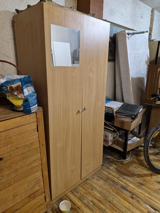 Гардероб двукрилен