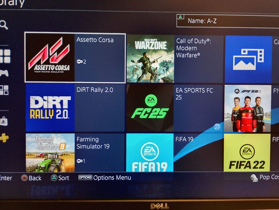 PS4 PRO cu 2  controllere incluse