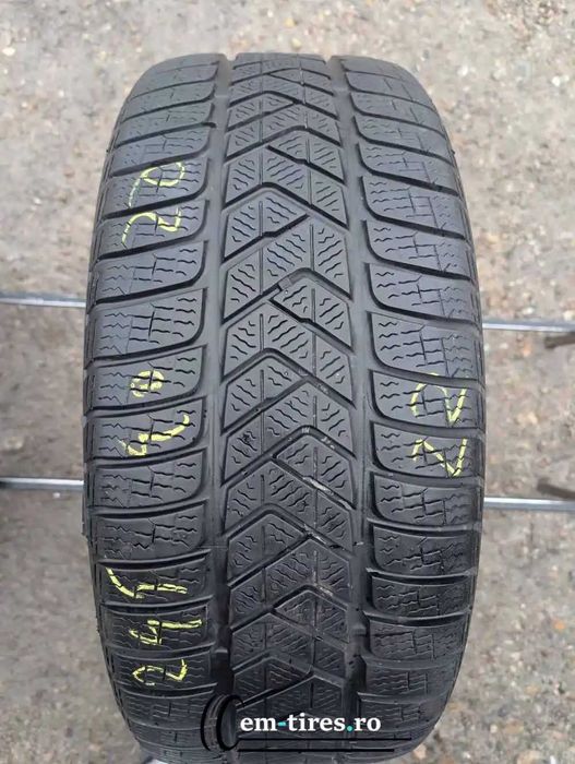 Anvelopa Iarna 245/40 R20 PIRELLI Sottozero 3 99W