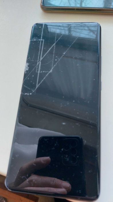 Продам смартфоны на запчасти