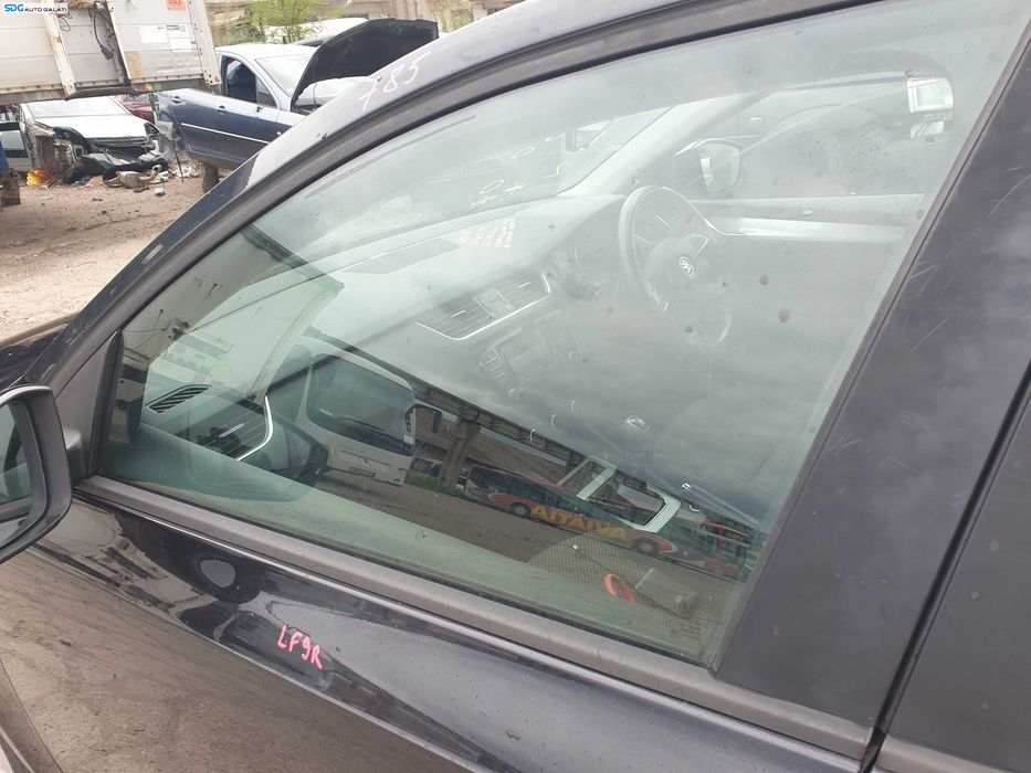 Geam Sticla Culisant Usa Portiera Stanga Fata Skoda Octavia 3 2013 - 2020 [K3949]