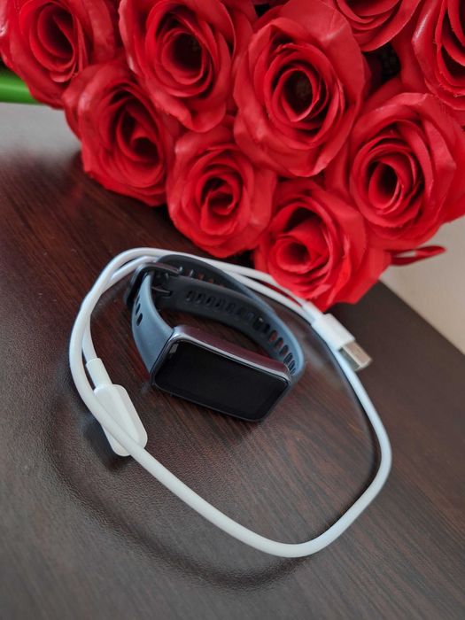 Фитнес гривна HUAWEI BAND 10 NOR-B19 BLACK