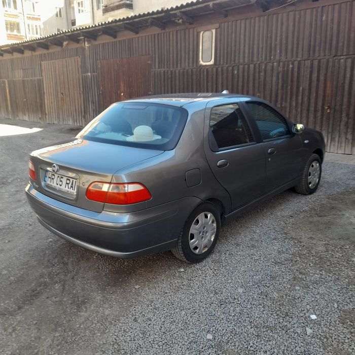 Vând Fiat Albea 2006