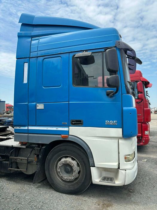 De vanzare cap tractor daf