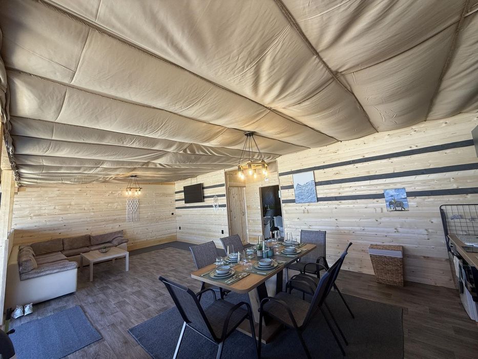 Продавам дървена къща