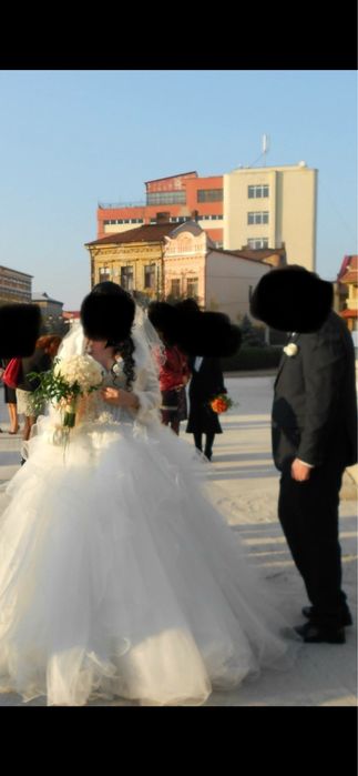 Rochie mireasa cu corset