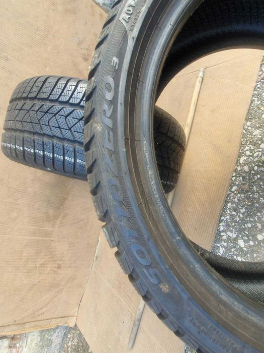 2 Pirelli R18 225/40
Зимни гуми 
DOT2822