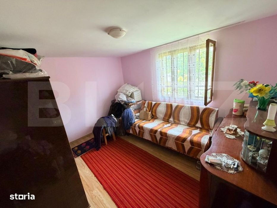 Casa cu teren mare si mult spatiu verde in Satul Motoci, Comuna Mischi