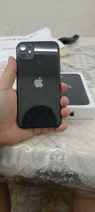 Iphone 11 sotiladi 128 gb
